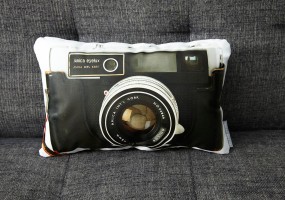 camera-pillow camera-pillow
